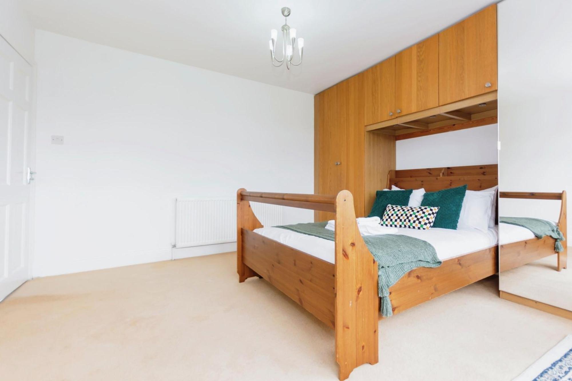 Modern 3 Bed Home - Solihull Centre Exterior photo